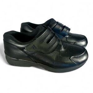 Propét Tour Walker 2 Strap Sneakers Black Work Loafers Womens Size 9